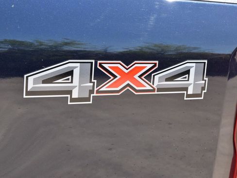 Used 2025 Ford F250 Lariat image 11