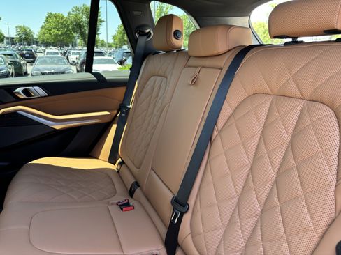 Certified 2025 BMW X5 sDrive40i w/ Premium Package RWD image 32
