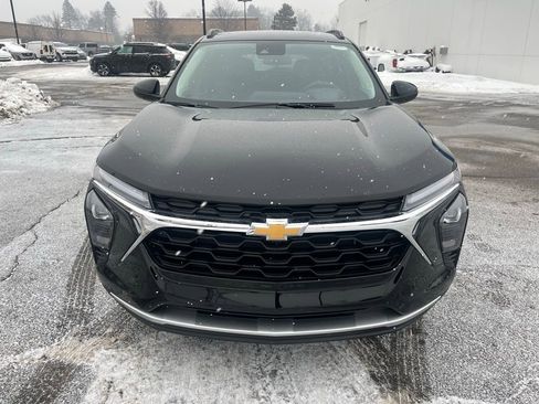 New 2026 Chevrolet Trax LT w/ Driver Confidence Package image 2