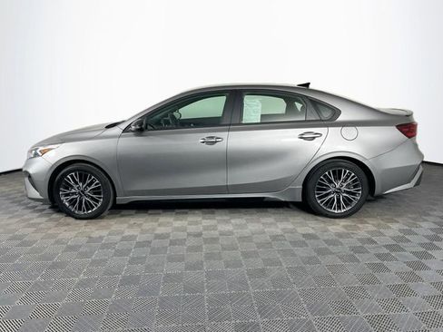 Used 2023 Kia Forte GT-Line w/ GT-Line Technology Package FWD image 2