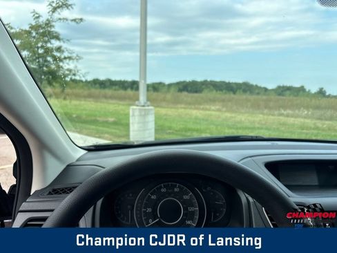 Used 2016 Honda CR-V EX image 16