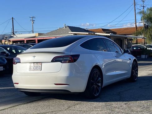 Used 2019 Tesla Model 3 Standard Range Plus image 4