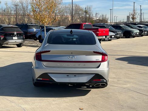 Used 2023 Hyundai Sonata SEL Plus image 11