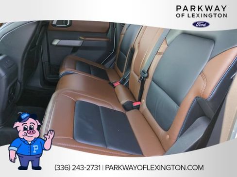 Used 2023 Ford Bronco Outer Banks w/ Sasquatch Package AWD/4WD image 29