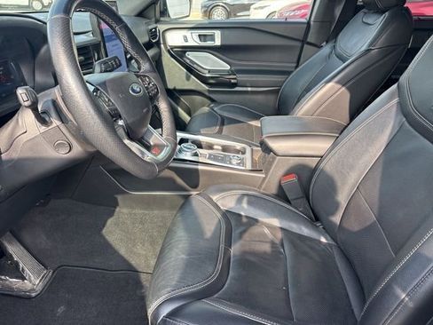 Used 2024 Ford Explorer ST w/ Equipment Group 401A AWD/4WD image 9