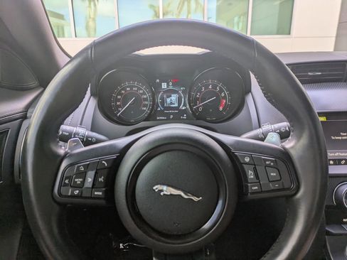 Used 2020 Jaguar F-TYPE R-Dynamic AWD/4WD image 25
