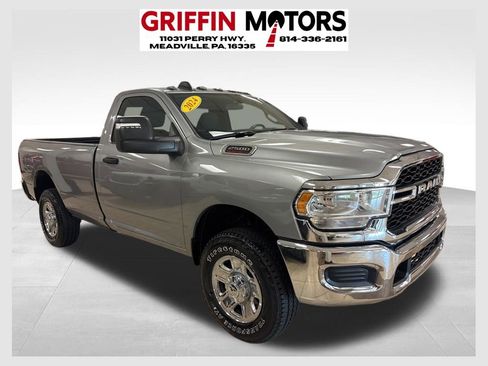 Used 2024 RAM 2500 Tradesman w/ Chrome Appearance Group AWD/4WD image 1