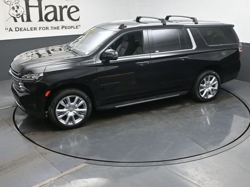 Used 2021 Chevrolet Suburban High Country AWD/4WD image 46