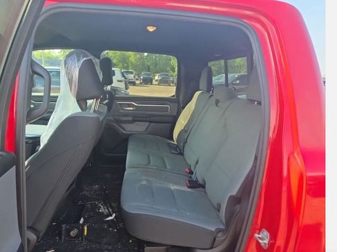Used 2022 RAM 1500 Big Horn AWD/4WD image 11