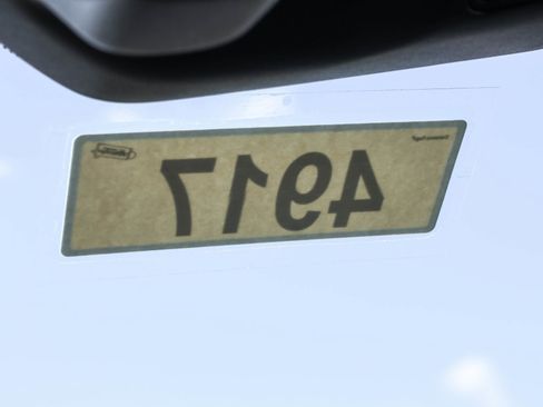 New 2025 Jeep Grand Cherokee Limited w/ Luxury Tech Group II image 30