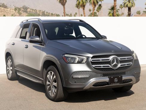 Used 2021 Mercedes-Benz GLE 350 4MATIC image 2
