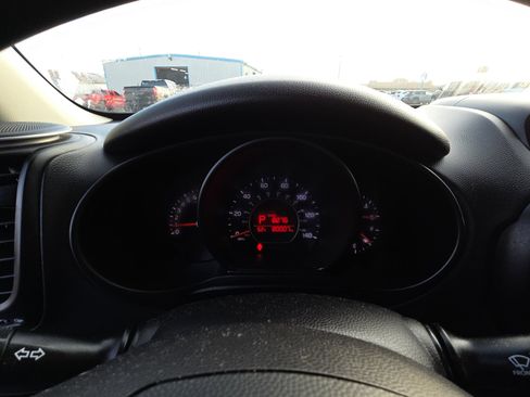 Used 2017 Kia Soul image 11