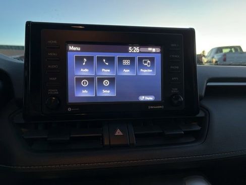 Used 2021 Toyota RAV4 LE AWD/4WD image 42