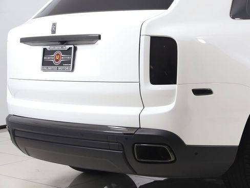 Used 2024 Rolls-Royce Cullinan Black Badge AWD/4WD image 78