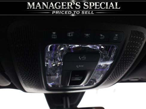 Used 2022 Mercedes-Benz GLB 250 4MATIC image 25