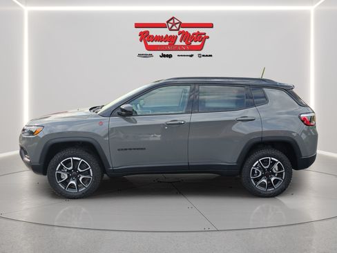 New 2026 Jeep Compass Trailhawk AWD/4WD image 2