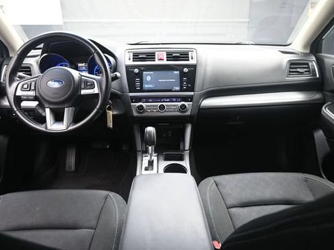 Used 2016 Subaru Legacy 2.5i Premium w/ Popular Package #1 AWD/4WD image 9