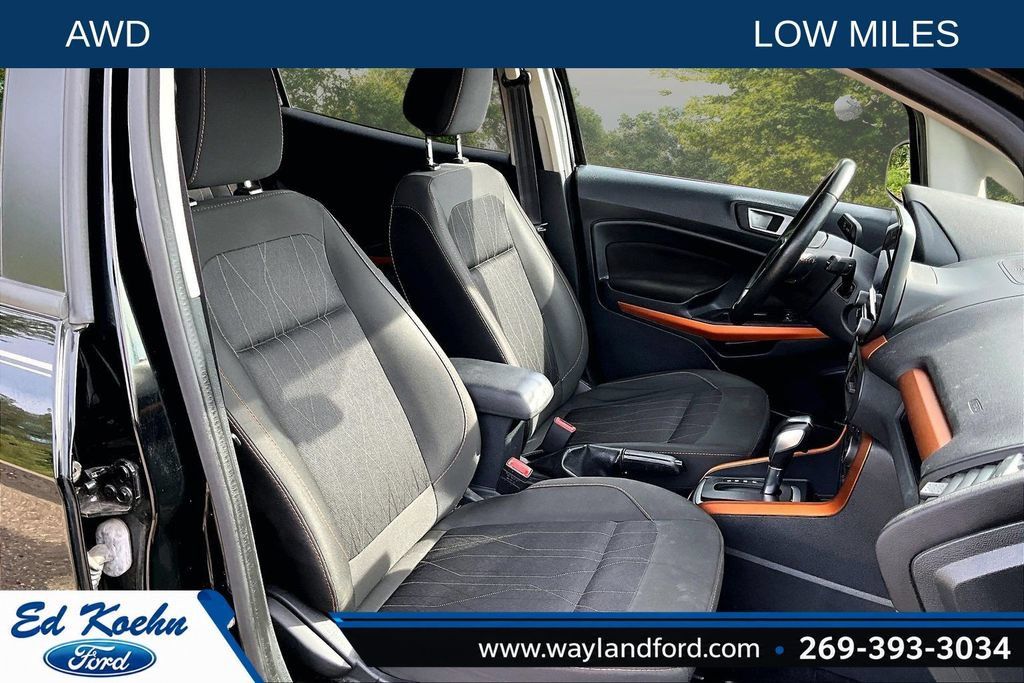 Used 2021 Ford EcoSport SE w/ SE Convenience Package AWD/4WD image 7