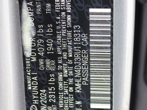 Used 2024 Hyundai Elantra Limited FWD image 32