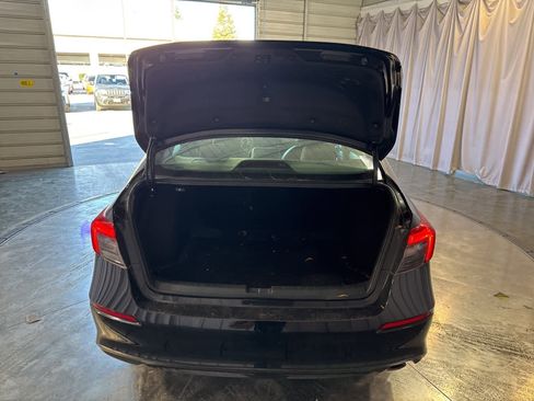 Used 2024 Honda Civic Sport image 12