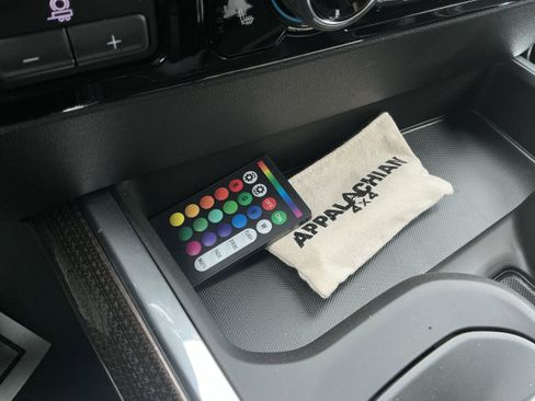 New 2025 Chevrolet Silverado 1500 LT w/ Z71 Off-Road Package image 30