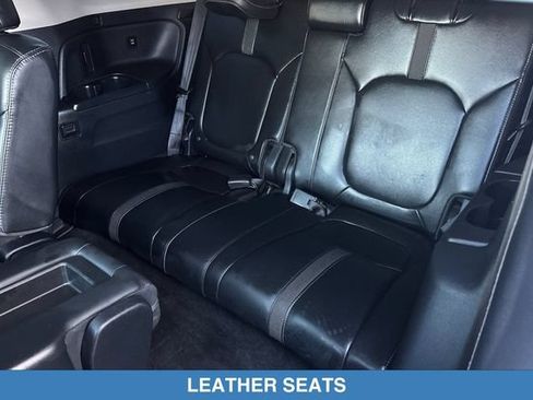 Certified 2025 Honda Pilot Touring image 18