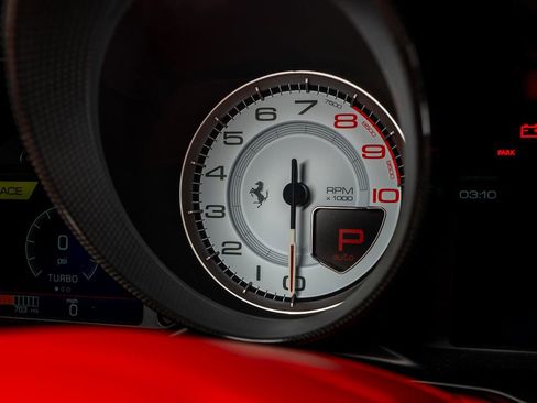 Certified 2022 Ferrari F8 Tributo RWD image 32