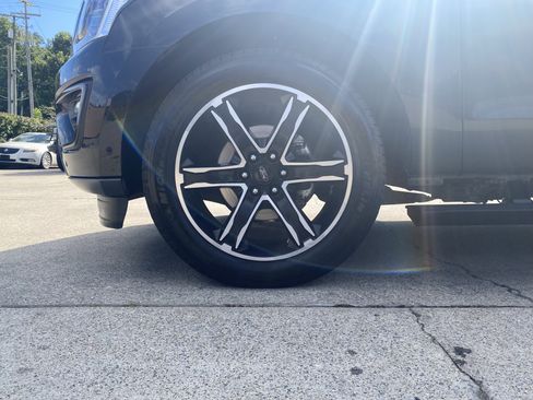 Used 2020 Ford Expedition Limited w/ Equipment Group 303A image 43