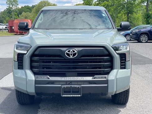 Used 2024 Toyota Tundra SR5 w/ SR5 Convenience Package AWD/4WD image 12