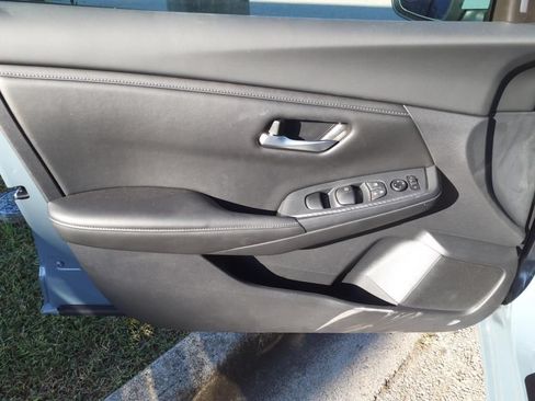 Certified 2025 Nissan Sentra SV w/ All-Weather Package FWD image 6