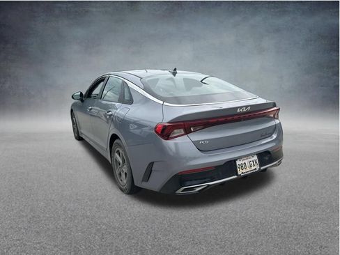 Used 2022 Kia K5 LXS FWD image 9