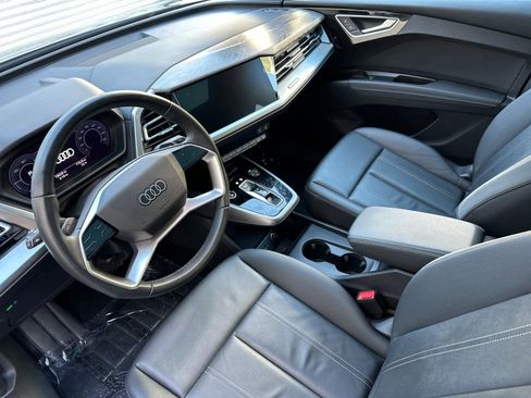Used 2023 Audi Q4 e-tron Premium Plus w/ Premium Plus image 11