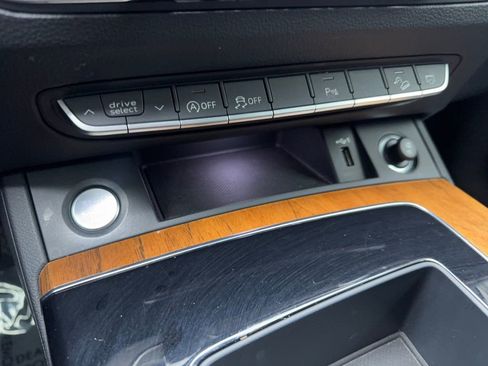 Used 2023 Audi Q5 2.0T Premium w/ Convenience Package image 68