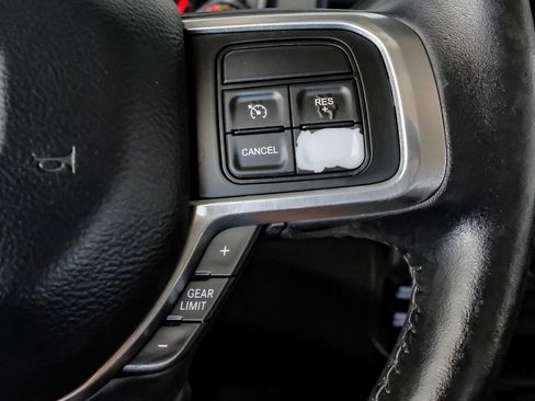 Used 2019 RAM 2500 Laramie image 17