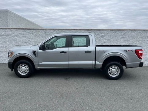 Used 2021 Ford F150 XL w/ Trailer Tow Package image 3