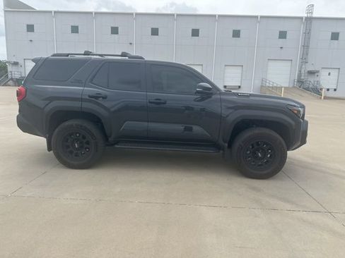 Used 2025 Toyota 4Runner TRD Off-Road Premium image 4