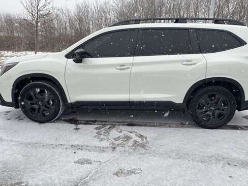 Certified 2024 Subaru Ascent Onyx Edition image 9