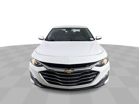 Used 2025 Chevrolet Malibu LT FWD image 3