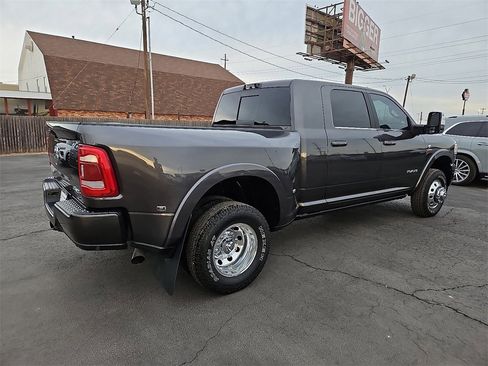 Used 2024 RAM 3500 Limited image 8