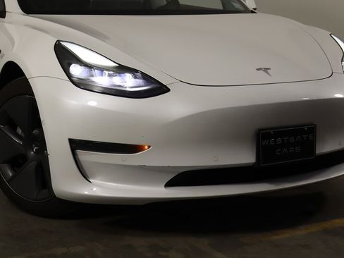 Used 2021 Tesla Model 3 Standard Range Plus RWD image 46