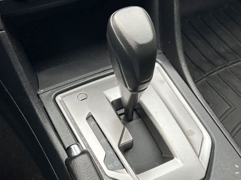 Used 2019 Subaru Impreza 2.0i Premium image 22