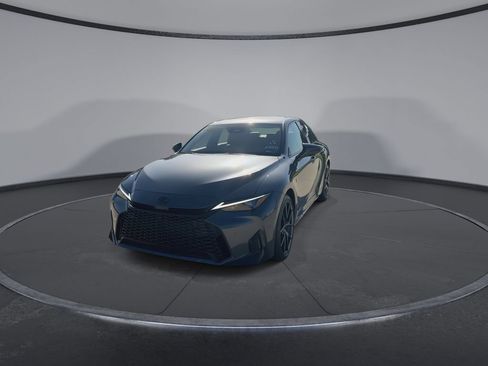 Used 2026 Lexus IS 350 F Sport w/ Accessory Package Z1 RWD image 4
