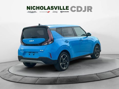 Used 2024 Kia Soul EX FWD image 5