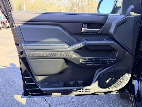 New 2026 Toyota Tacoma Limited AWD/4WD image 16