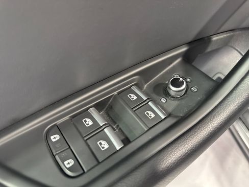 Used 2025 Audi A5 2.0T Premium Plus AWD/4WD image 34
