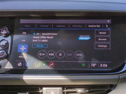 Used 2021 Buick Envision Avenir w/ Technology Package II image 16