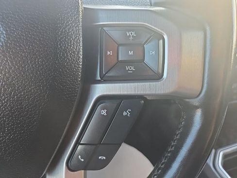 Used 2019 Ford F350 Platinum w/ Platinum Ultimate Package image 15