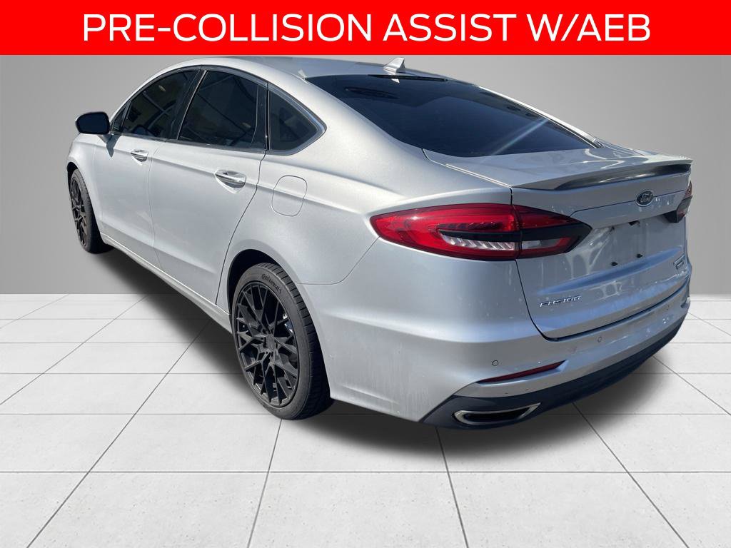 Used 2019 Ford Fusion Titanium AWD/4WD image 5