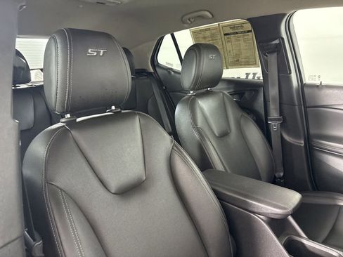 Used 2024 Buick Encore GX Sport Touring w/ Comfort Package image 27