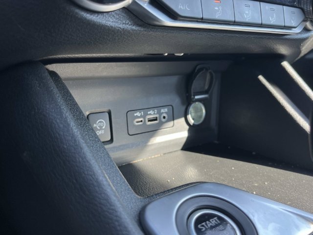 Used 2024 Nissan Sentra SV FWD image 33